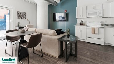 222 E Saratoga St in Baltimore, MD - Building Photo - Building Photo