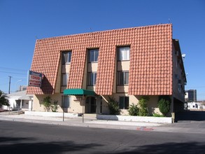 Carmel Condo Apartments in Las Vegas, NV - Building Photo - Building Photo