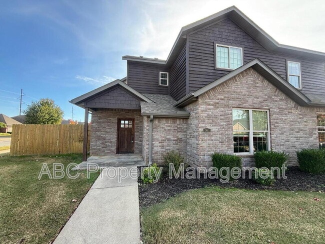 property at 3101 SW Warberry Ave