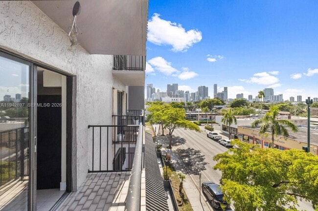 property at 777 SW 9th Ave