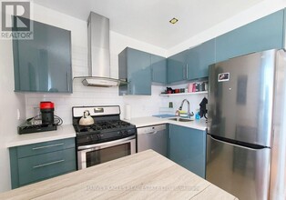 261 Crawford St in Toronto, ON - Building Photo - Building Photo