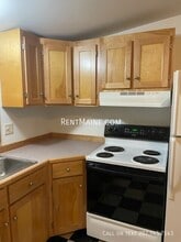 23 Wilson St in Skowhegan, ME - Foto de edificio - Building Photo