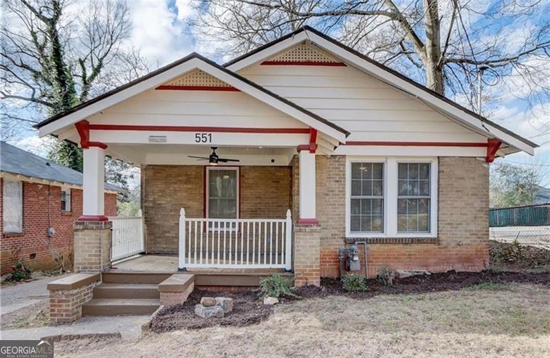 551 Culberson St SW in Atlanta, GA - Foto de edificio