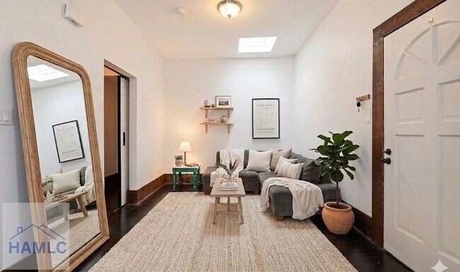 property at 219 Abercorn St