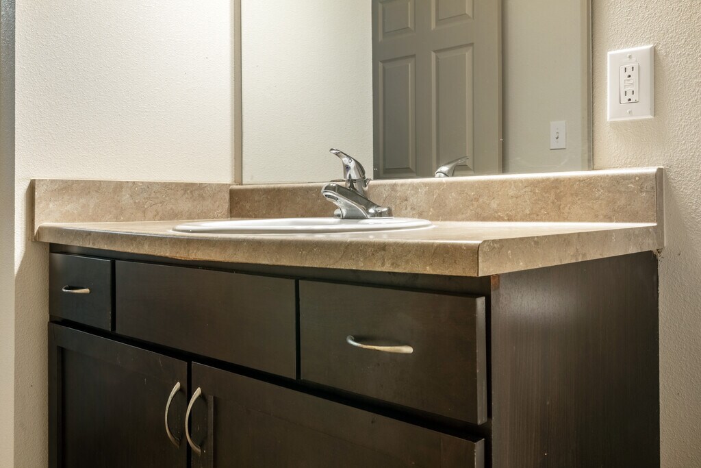 Catalon Apartments in Houston, TX