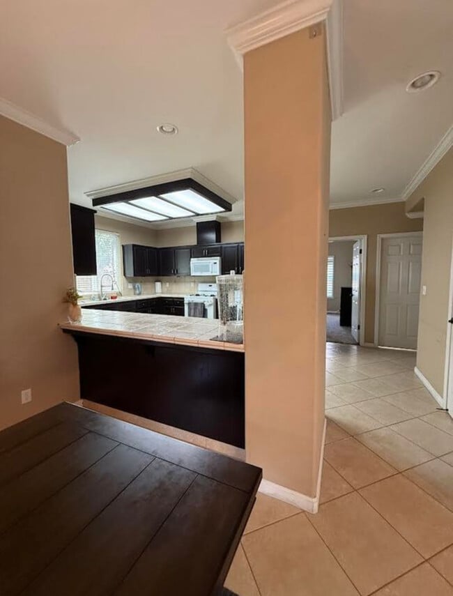 688 Century Ln in Clovis, CA - Building Photo - Building Photo