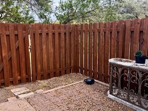 223 Stowaway Cove in Lakeway, TX - Building Photo - Building Photo