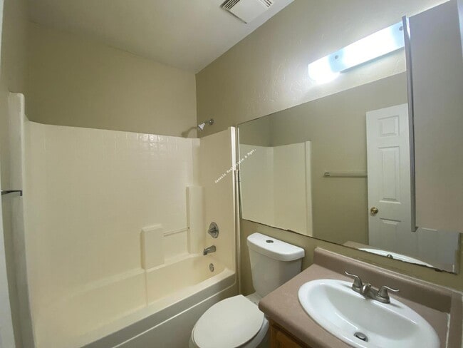 7047 S 6th Ave in Tucson, AZ - Building Photo - Building Photo