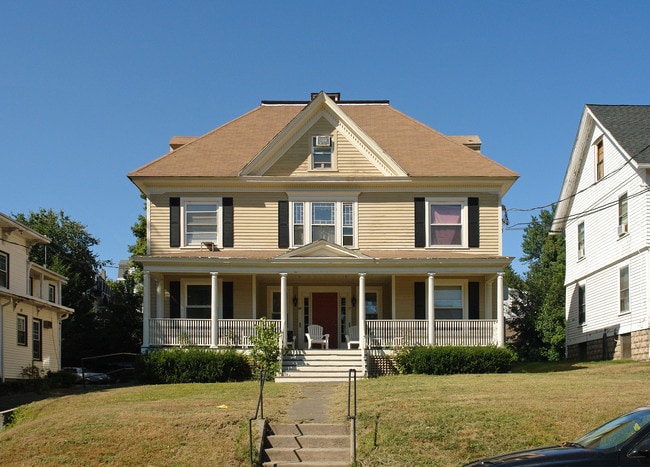 69-71 Prospect St in Bristol, CT - Building Photo - Building Photo