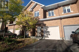 917 Torovin Private in Ottawa, ON - Building Photo
