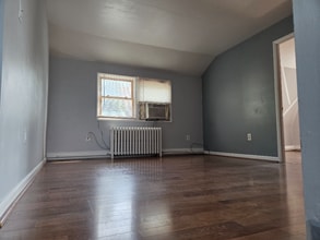 2 Grandview St in East Stroudsburg, PA - Building Photo - Building Photo