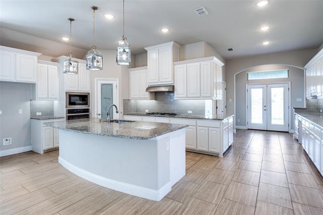 property at 3411 Kodiak Dr