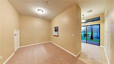 6001 Scotchwood Glen in Orlando, FL - Foto de edificio - Building Photo