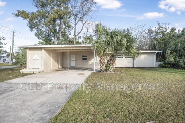 1051 Alice Dr in Daytona Beach, FL - Building Photo - Building Photo