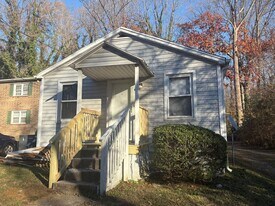 1823 Boulevard St in Greensboro, NC - Building Photo