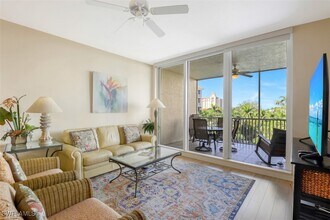 460 Launch Cir in Naples, FL - Building Photo - Building Photo