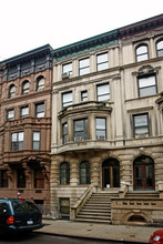 131 W 75th St in New York, NY - Building Photo - Building Photo