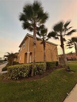 3022 Bird of Paradise Ln in Kissimmee, FL - Building Photo