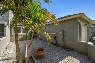 232 Hunter Ct in Palm Harbor, FL - Building Photo - Building Photo