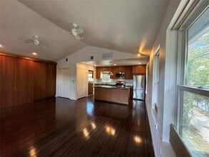 1208 E 2nd St in Austin, TX - Building Photo - Building Photo