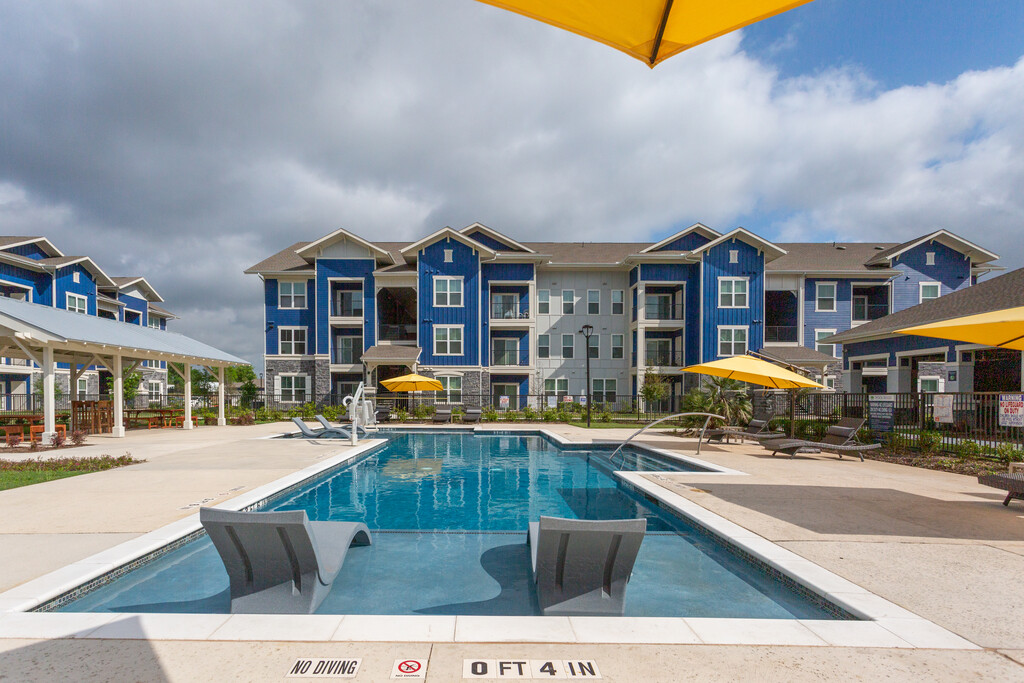 Terraces at Arboretum Apartments Sugar Land, TX Apartments For Rent