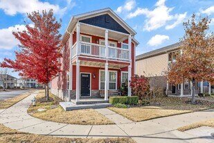 537 N Keats Dr in Fayetteville, AR - Building Photo