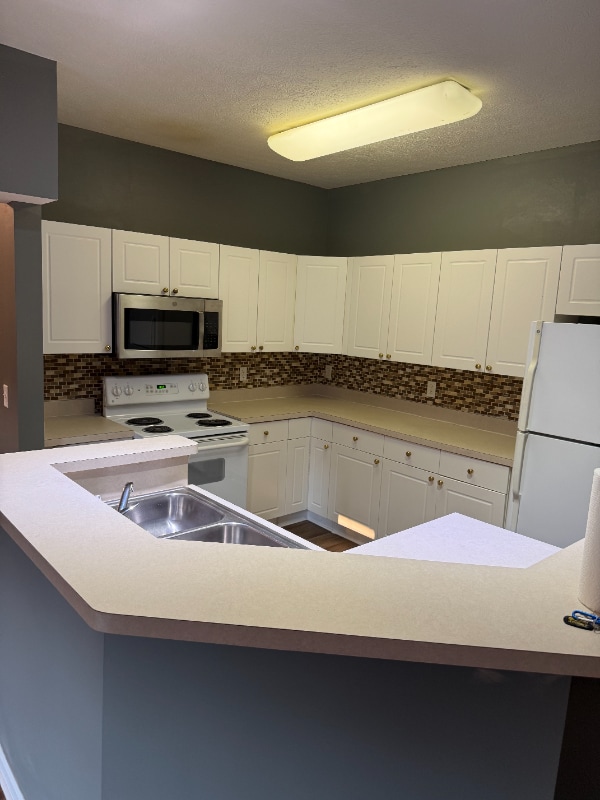 property at 8059 Crane's Crossing Dr