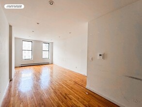 314 W 116th St in New York, NY - Building Photo - Building Photo