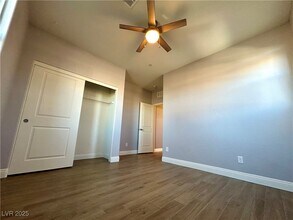 2927 Ventana Ridge Ave in Henderson, NV - Building Photo - Building Photo