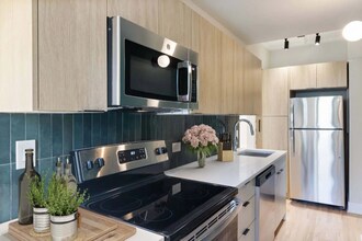1231 N La Salle Dr in Chicago, IL - Building Photo - Building Photo