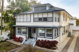 Nordica Village in St. Petersburg, FL - Building Photo