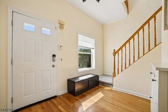 21 Grove St in Summit, NJ - Building Photo - Building Photo