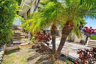 7438 Mokuhano Pl, Unit Hawaii Kai Valley Cottage in Honolulu, HI - Building Photo - Building Photo