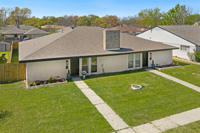 property at 310 Candlewood Pl