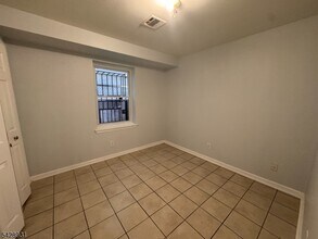 807 S 14th St in Newark, NJ - Building Photo - Building Photo