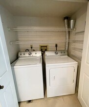 1033 Wilton Royal Dr in St. Louis, MO - Building Photo - Building Photo