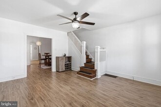 211 E Poplar St in Norristown, PA - Building Photo - Building Photo