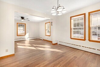 465 Vernon Ave in Barre, MA - Building Photo - Building Photo