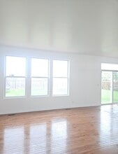 838 Avalon Way in Minooka, IL - Foto de edificio - Building Photo