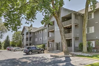 7009 S 83rd St in La Vista, NE - Building Photo - Building Photo