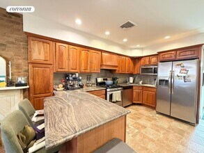 30 1st St in Brooklyn, NY - Building Photo - Building Photo