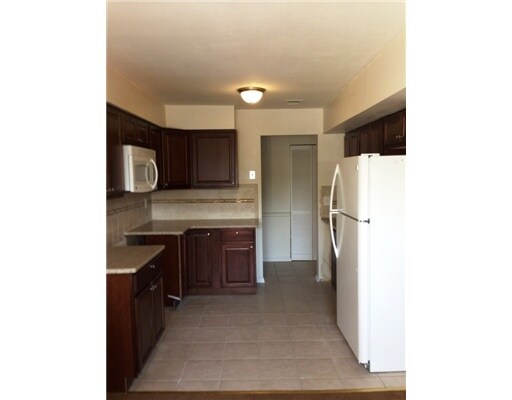 906 Green Hollow Dr, Unit 906