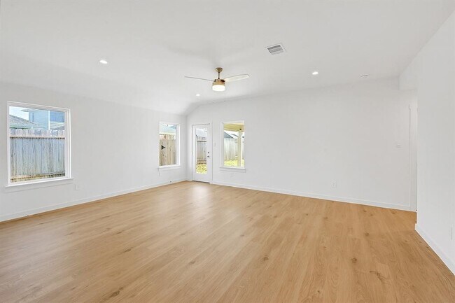 property at 31623 Farlam Farms Trl