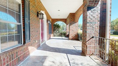 103 Grey Barn Rd in Jacksonville, NC - Building Photo - Building Photo