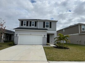 9395 Sandy Bluffs Circle in Parrish, FL - Building Photo