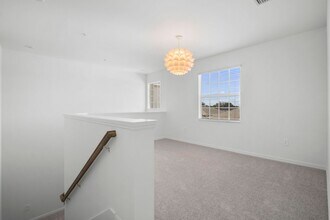 20660 Hazelnut Ct in Lehigh Acres, FL - Foto de edificio - Building Photo