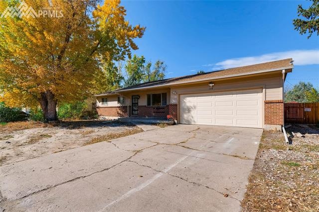 property at 1214 N Murray Blvd