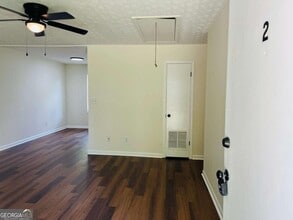 2 N Annie St in Newnan, GA - Building Photo - Building Photo