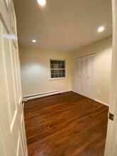 13907 Grove Ct in Woodbridge, VA - Building Photo - Building Photo