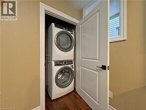 343 Marlborough St in Brantford, ON - Building Photo - Building Photo